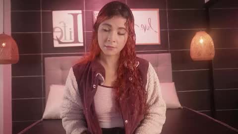 Snapshot of thalia_karlson chatting on 14, 11, 2025 Thalia online show from 14, 11, 2025