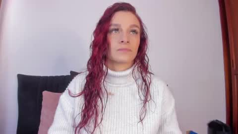 Snapshot of thalira_angels chatting on 23, 7, 2026 THALIRA ANGELS online show from 23, 7, 2026