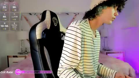 Snapshot of thanier_18 chatting on 7, 5, 2026 thanier_18 online show from 7, 5, 2026