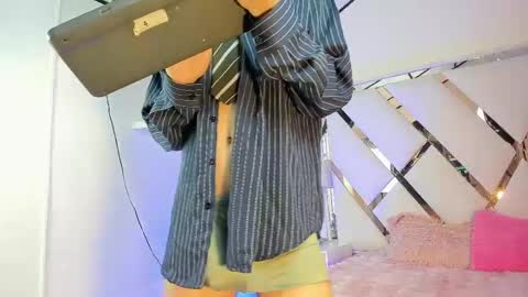 Snapshot of thanier_18 chatting on 16, 5, 2026 thanier_18 online show from 16, 5, 2026