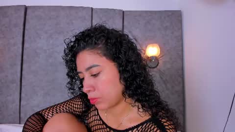 thara webstter online show from 21, 7, 2026