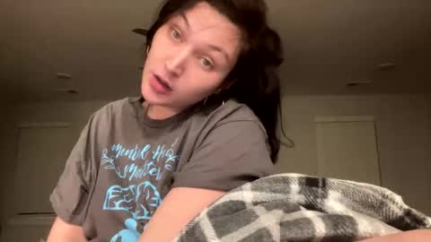 thatbaby070200000 online show from 14, 2, 2025