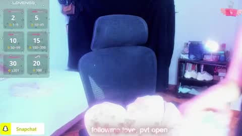   online show from 11, 3, 2025