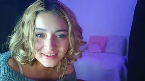   online show from 15, 11, 2025