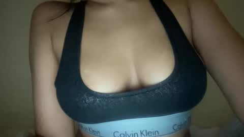 Melanie online show from 31, 3, 2026