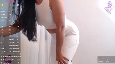 THAYSSA ROSS online show from 22, 11, 2025