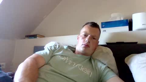 Dennis online show from 6, 7, 2026