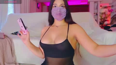 Snapshot of the__sabenna chatting on 1, 7, 2026 Madina online show from 1, 7, 2026