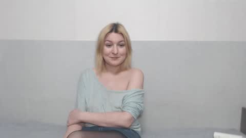 Snapshot of the_basic_instinctt chatting on 27, 1, 2025 Eva online show from 27, 1, 2025