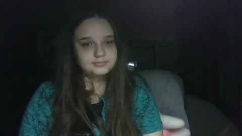 Snapshot of the_best_girl_in_the_world1 chatting on 8, 11, 2025 best girl online show from 8, 11, 2025