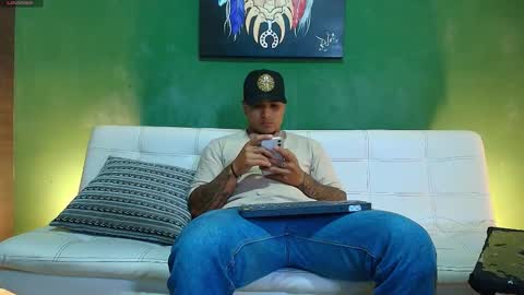 Snapshot of the_golden_boys chatting on 30, 11, 2025 SCOTT THEO KAMERON GENDERSON online show from 30, 11, 2025