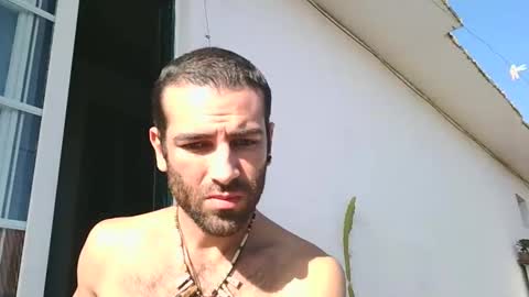 Snapshot of the_nomad_show chatting on 6, 1, 2025 T online show from 6, 1, 2025