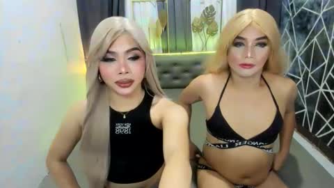 Snapshot of the_only1candy chatting on 26, 11, 2025 CandyGretchFrancineLuna online show from 26, 11, 2025