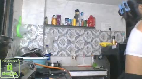 Suzan Sexy online show from 8, 1, 2025