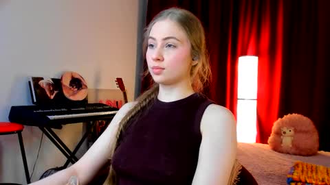 Ally    STREAMING ON TWITCH NOW Check my Twitter for updates online show from 18, 11, 2025