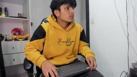 Snapshot of the_weed_guys chatting on 5, 11, 2025 Danny online show from 5, 11, 2025