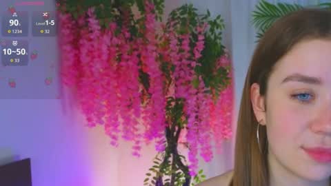 im Grace  turn up the sounds on your device... to hear my sweet moans online show from 1, 4, 2026