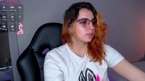 Snapshot of thea_aphros chatting on 17, 1, 2025 Diosa Afrodita online show from 17, 1, 2025