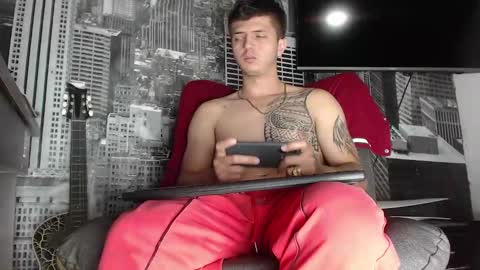 Snapshot of theangelmiguel chatting on 16, 12, 2024 Miguel Angel online show from 16, 12, 2024