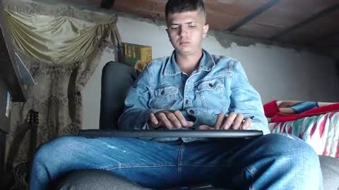 Snapshot of theangelmiguel chatting on 23, 2, 2025 Miguel Angel online show from 23, 2, 2025