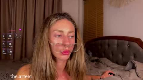 J online show from 8, 11, 2025