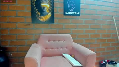 thebadwolf818 online show from 18, 4, 2026