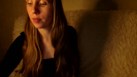 Snapshot of thecherrie chatting on 5, 1, 2026 thecherrie online show from 5, 1, 2026