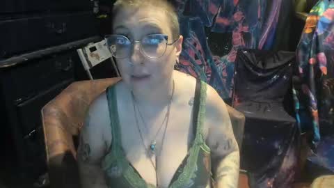 thecurvysiren online show from 6, 1, 2025