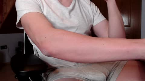 Snapshot of thedome372 chatting on 28, 1, 2025 thedome372 online show from 28, 1, 2025