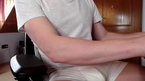 Snapshot of thedome372 chatting on 4, 3, 2025 thedome372 online show from 4, 3, 2025