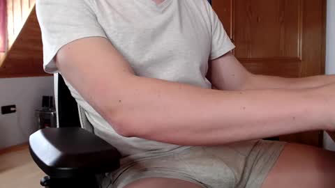 Snapshot of thedome372 chatting on 5, 3, 2025 thedome372 online show from 5, 3, 2025