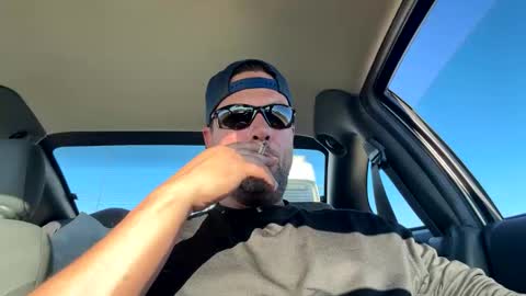 Carter Bates online show from 28, 10, 2025