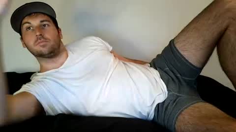Snapshot of theetwohander chatting on 10, 7, 2026 Theetwohander online show from 10, 7, 2026