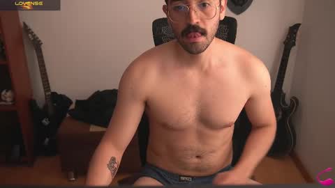 Wolf Independent model online show from 15, 9, 2025