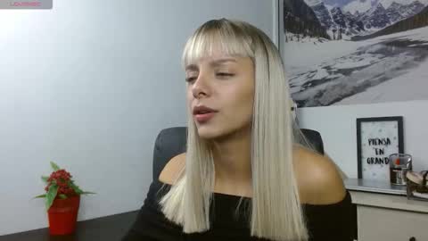 Snapshot of thegodmother_gh chatting on 3, 11, 2025 Peyton online show from 3, 11, 2025