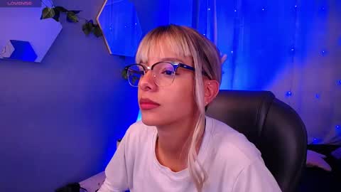 Snapshot of thegodmother_gh chatting on 12, 11, 2025 Peyton online show from 12, 11, 2025