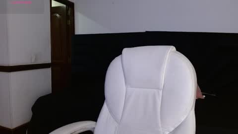 Snapshot of thegodmother_gh chatting on 14, 5, 2026 Peyton online show from 14, 5, 2026