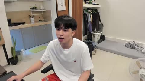 Snapshot of thegreenmagus chatting on 11, 3, 2025 Green online show from 11, 3, 2025