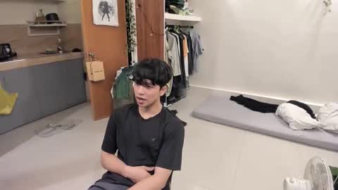 Snapshot of thegreenmagus chatting on 11, 10, 2025 Green online show from 11, 10, 2025