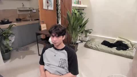 Snapshot of thegreenmagus chatting on 18, 11, 2025 Green online show from 18, 11, 2025