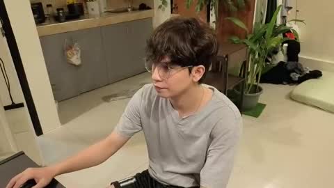 Snapshot of thegreenmagus chatting on 5, 12, 2025 Green online show from 5, 12, 2025