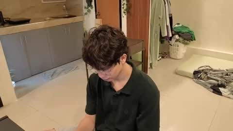 Snapshot of thegreenmagus chatting on 15, 12, 2025 Green online show from 15, 12, 2025