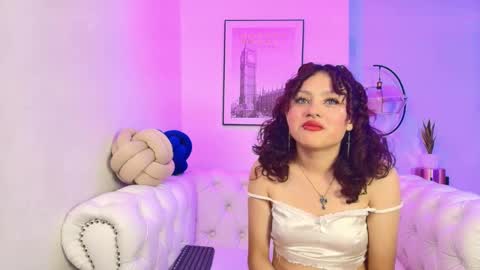 Theia  online show from 27, 12, 2024