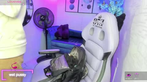 Theia  online show from 29, 9, 2025