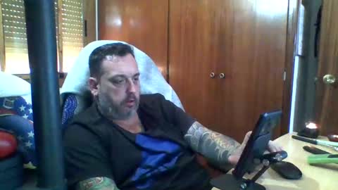 Snapshot of thekier chatting on 6, 12, 2024 thekier online show from 6, 12, 2024