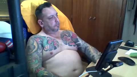 Snapshot of thekier chatting on 22, 12, 2024 thekier online show from 22, 12, 2024