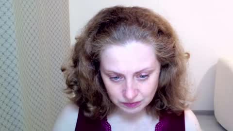 Ella online show from 31, 5, 2026