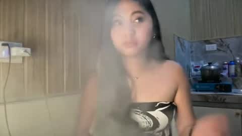 thelifeof_kiara online show from 16, 7, 2026
