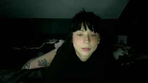 Snapshot of thelilithluxe chatting on 29, 10, 2025 thelilithluxe online show from 29, 10, 2025