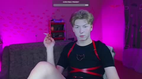 Snapshot of themikesever chatting on 12, 12, 2024 Sever online show from 12, 12, 2024